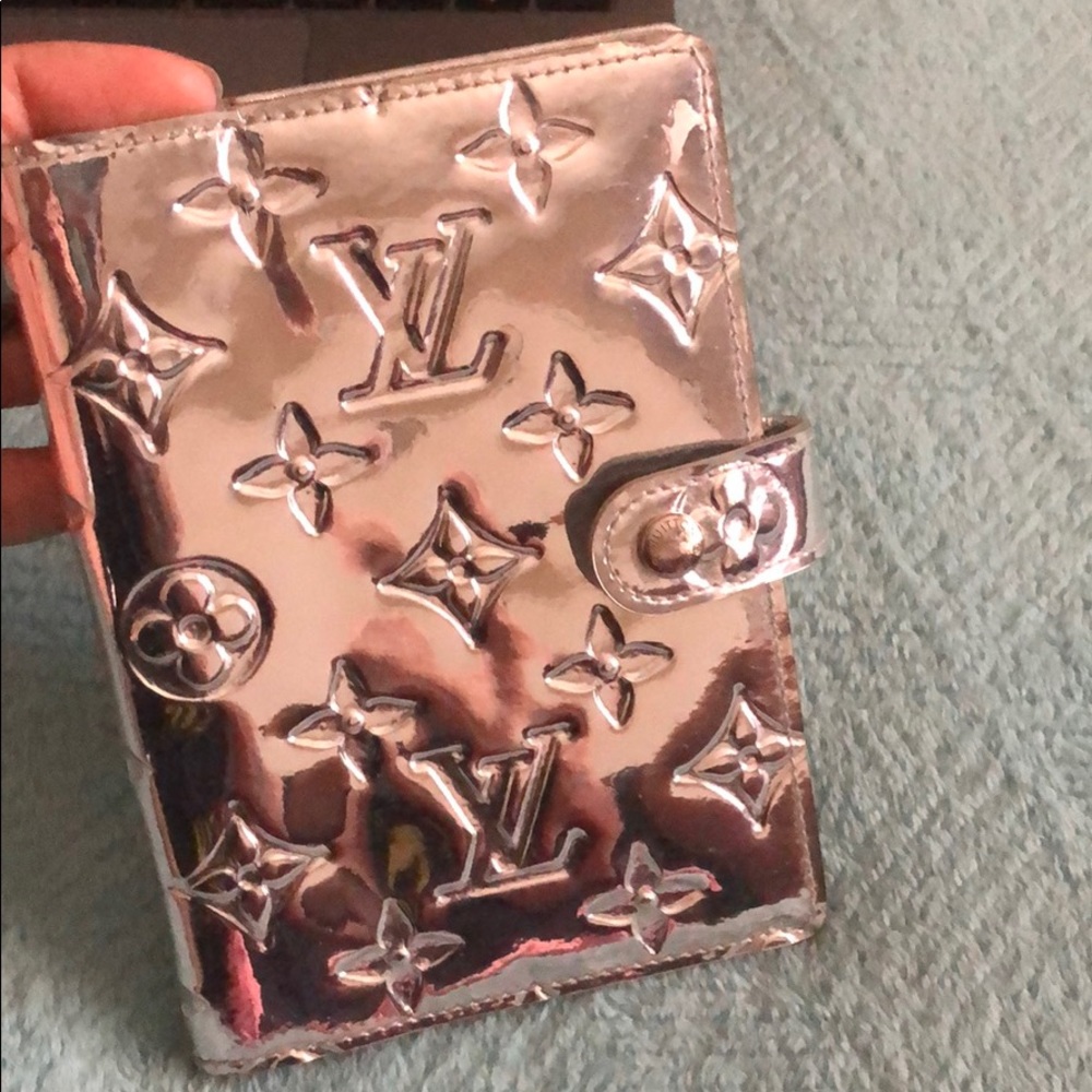 Lv 6ring planner/wallet